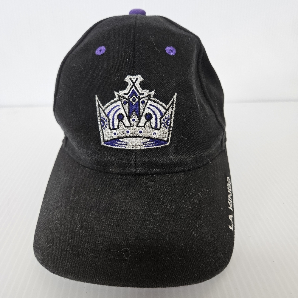 NHL LOS ANGELES  KINGS - CCM Team vintage hat.  CAP0002
